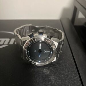 Citizen Silver and Black Dive Watch with Luminous Markers